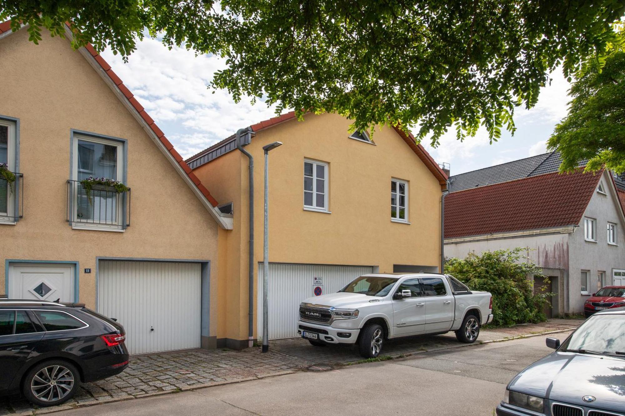 Ostseeoase Mit Strandkorb Am * Rostock