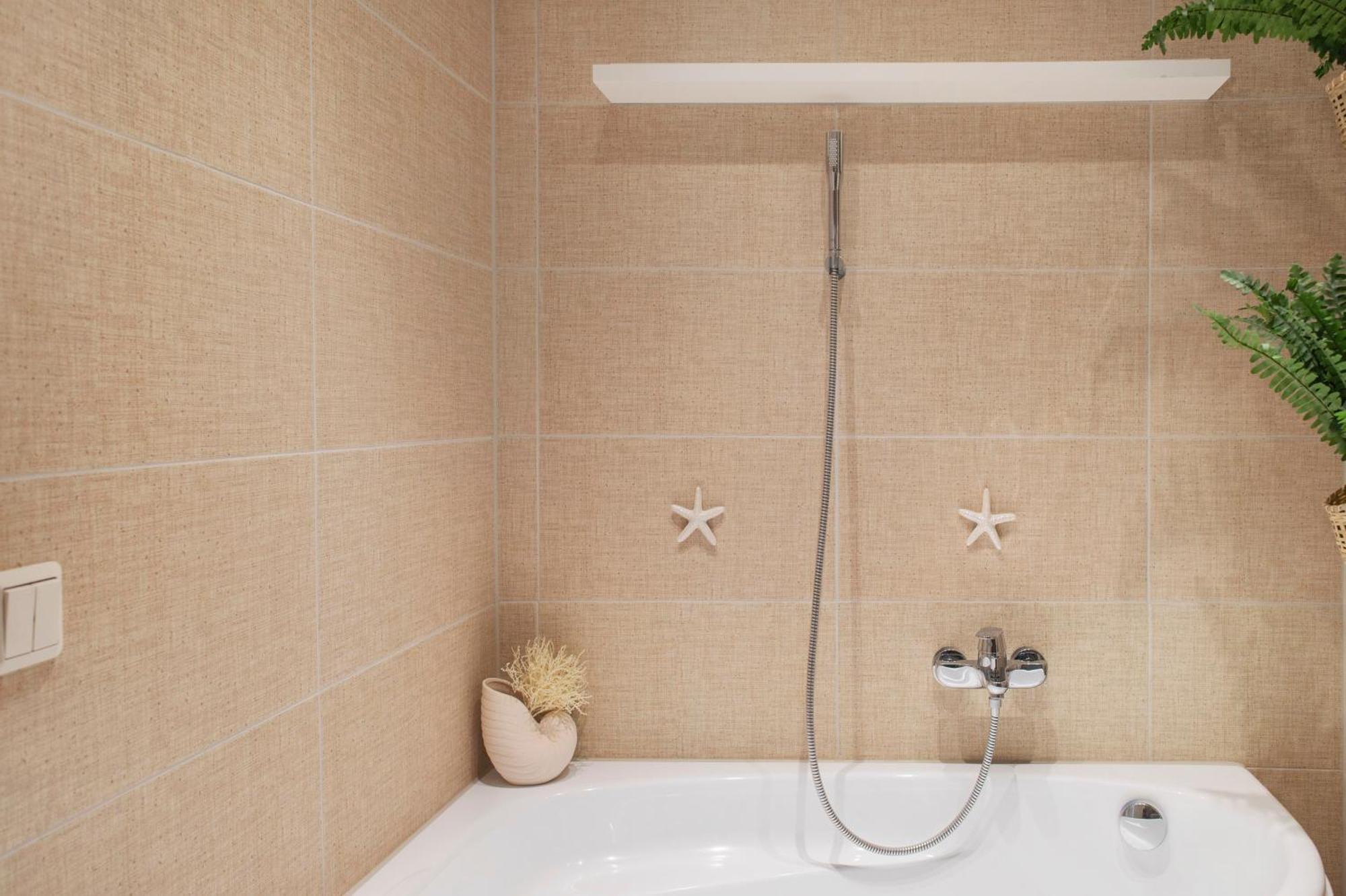 Ostseeoase Mit Strandkorb Am *